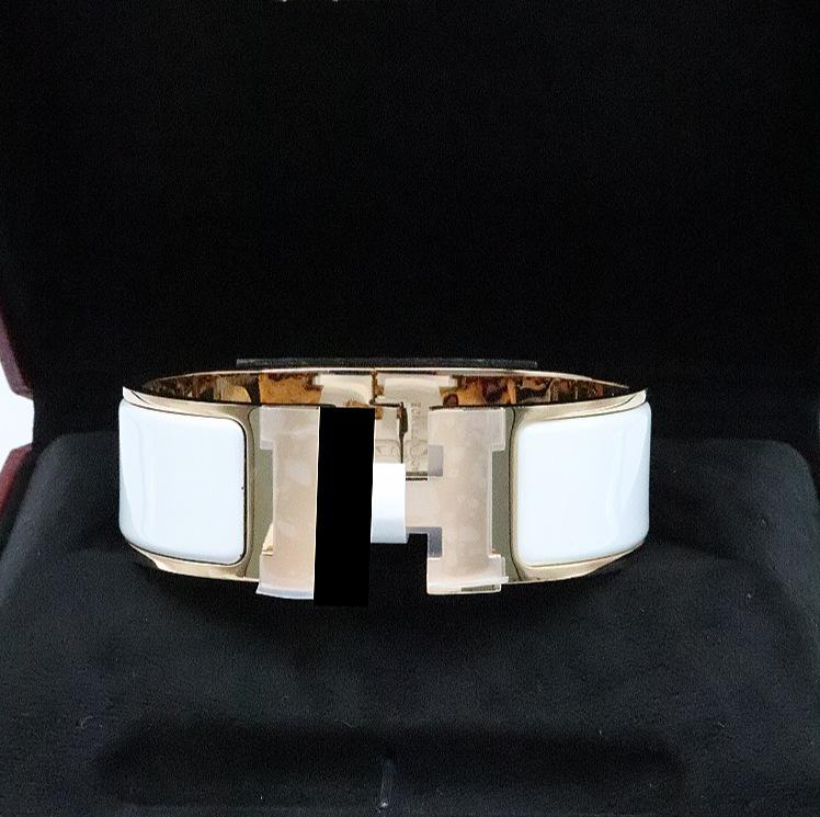 

Гарячий Браслет з Пряжкою у Формі Літери H Емальований Парний Браслет Модний та Універсальний Gold 19 # білий