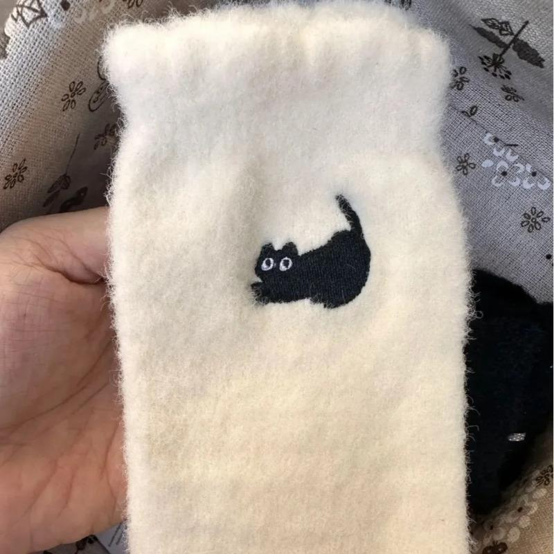 Women Socks Feel Cute Cat Cozy Hairy Mink Velvet Girls Socks Autumn Winter Hosiery Thickened Plush Warm Sleep Home Fluffy Socks