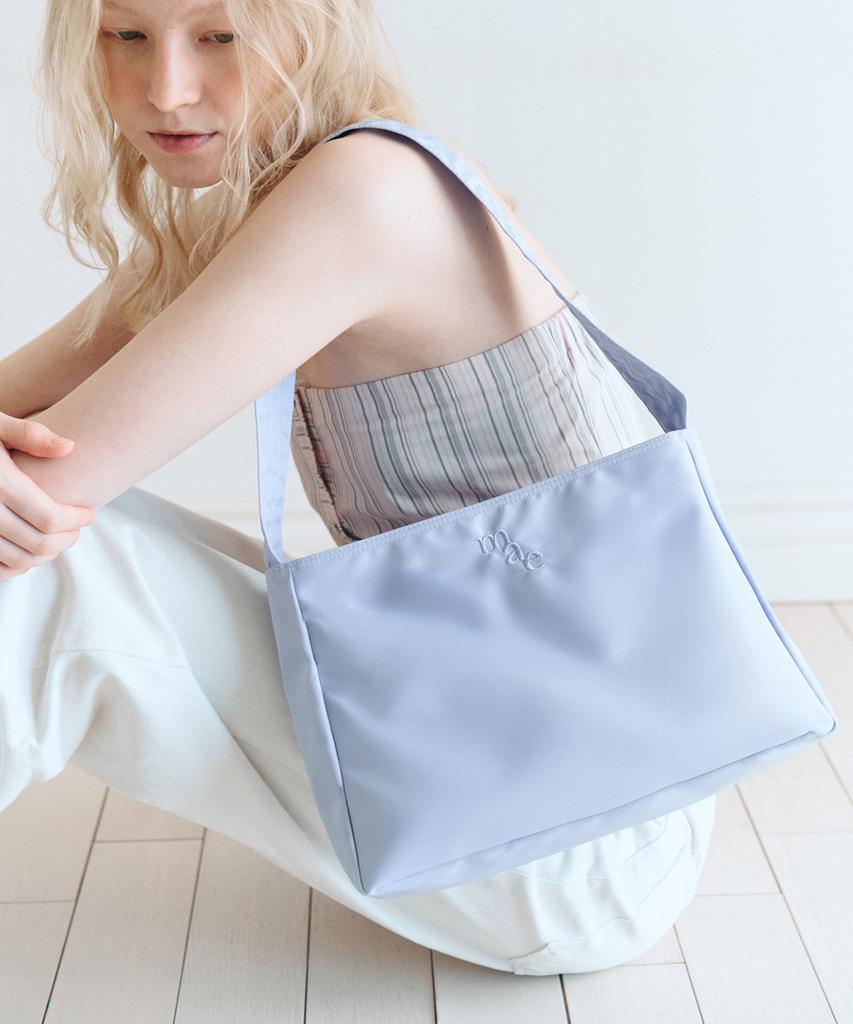 Mucu And Ebony Comfy Bag _ Lavender Blue