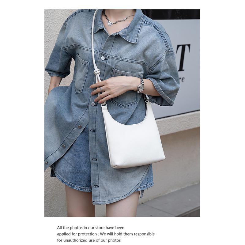 Women's First Layer Cowhide Messenger Bag New Leather Women's Bag Shoulder Bag Niche Design Commuter Bag