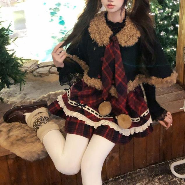 

Retro Academy-Style Two-Piece Dress: Long Sleeve Cloak with Waist-Cinched Skirt - Autumn/Winter Edition S