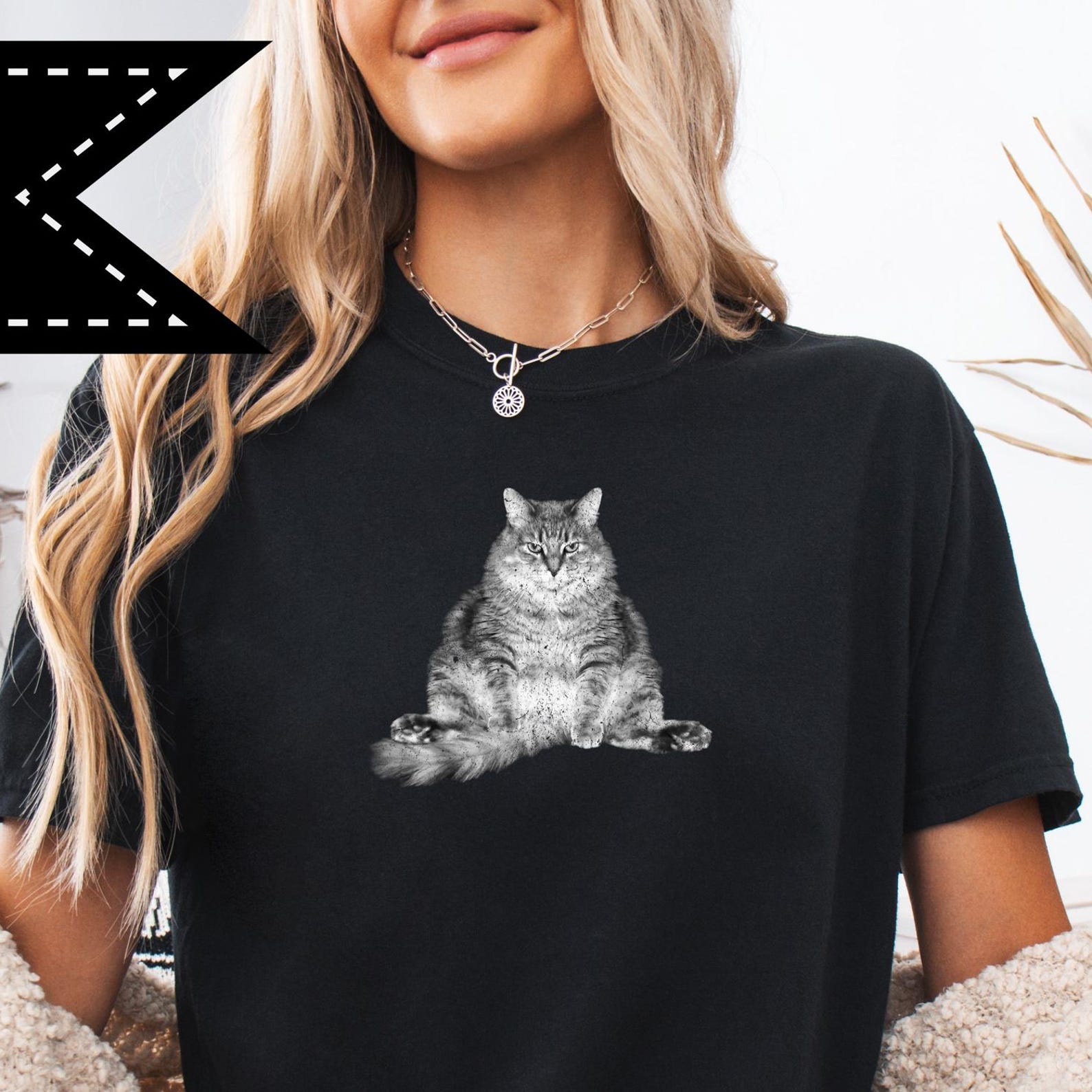 Chonky Cat Meme T-Shirt, Funny Kitty Graphic Tee, Comfort Colors® Fat Cat Shirt, Cat Lover Gift M