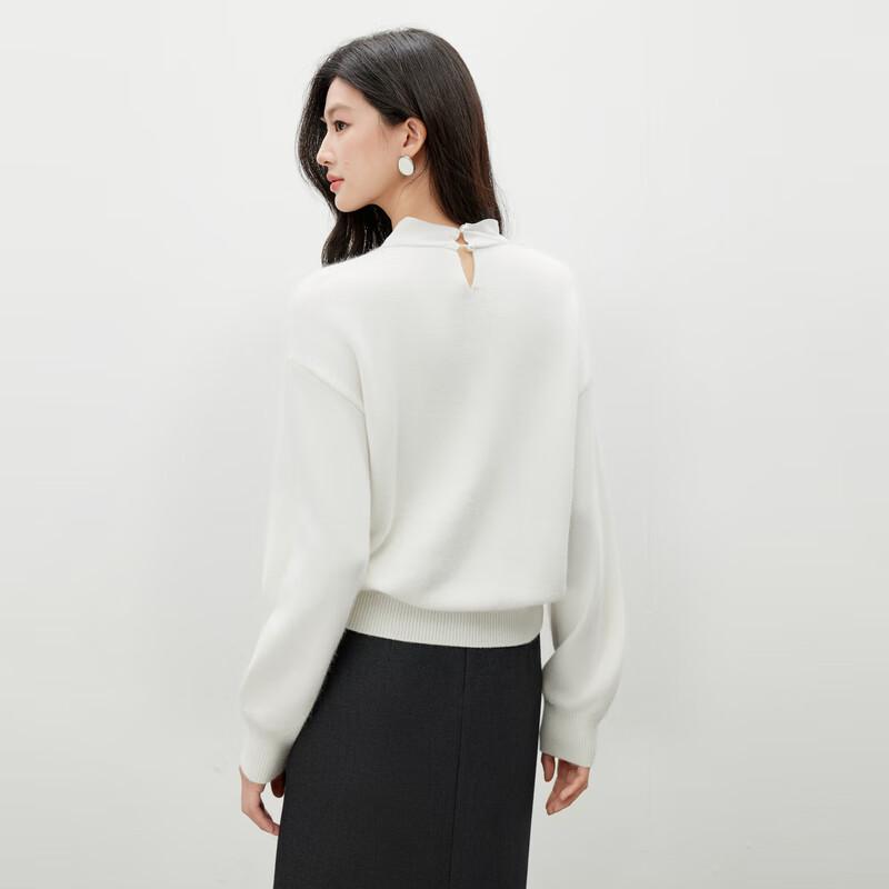 Women's Elegant Spliced Collar Bow Knit Sweater