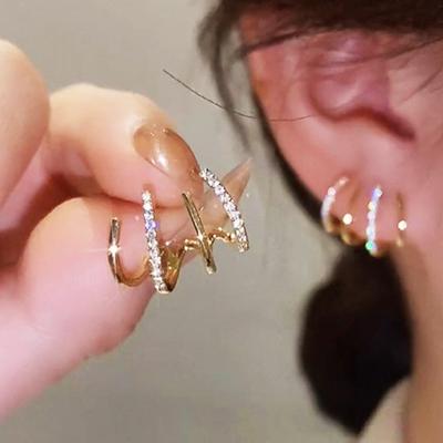 Four Grab Ear Row Earrings, Niche Design Sense Internet Celebrity Earclip Earrings Women, Fashion Four Claw Stud Earrings Tide