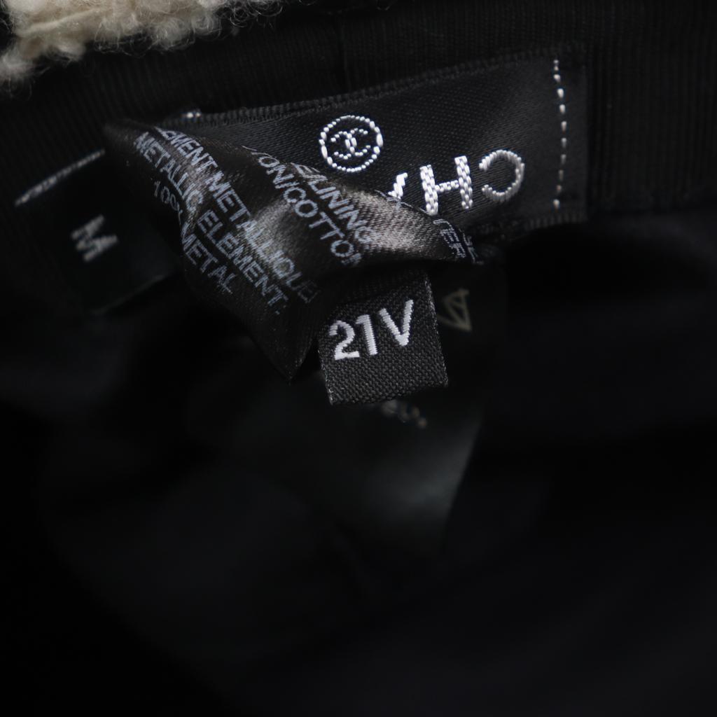 Ausgezeichneter CHANEL Hut COCO Mark Hahnentritt Tweed Hut Weiß schwarz Wolle Damen M 21V Gebraucht