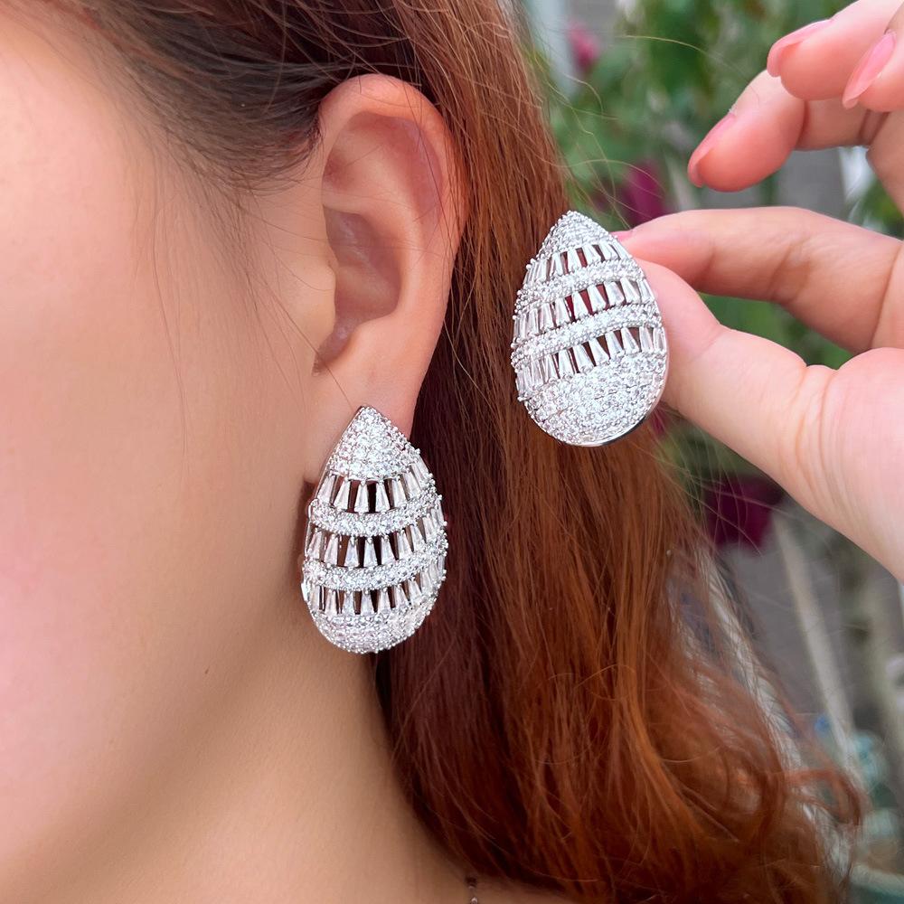 Luxury Hollow Zircon Earrings Micro-Inlaid T Square Zircon Popular Earrings And Ear Jewelry