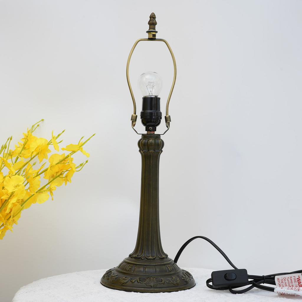 Vintage-Lampenfuß, nur geeignet für 8 Zoll(20 cm)/12 Zoll(30 cm) Lampenschirm mit 1 E27/E26-Fassung, Antikmessing-Finish