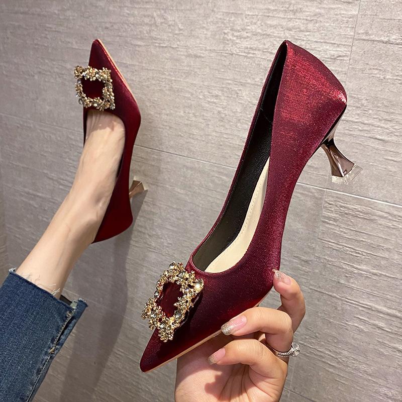 High heels women's new thin heels red bridal shoes wedding shoes Chinese Xiuhe CMCM