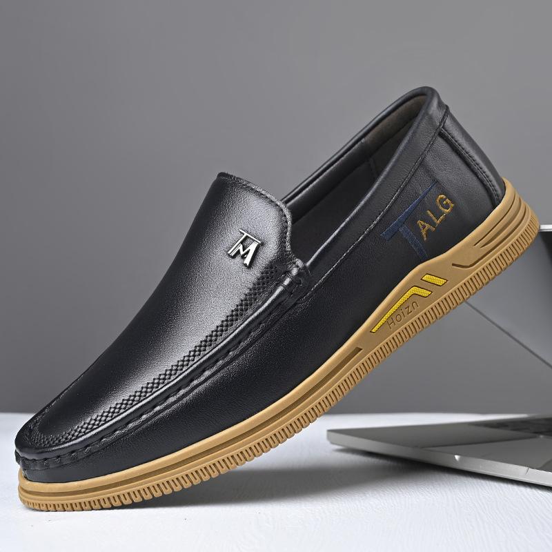Autumn and winter new leather Doudou shoes one pedal breathable non-slip loafers business casual versatile dad shoes