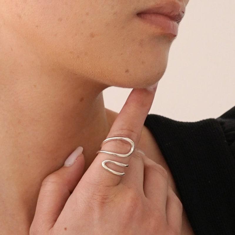 STILL INSTANT Curve Motion - Ring 06