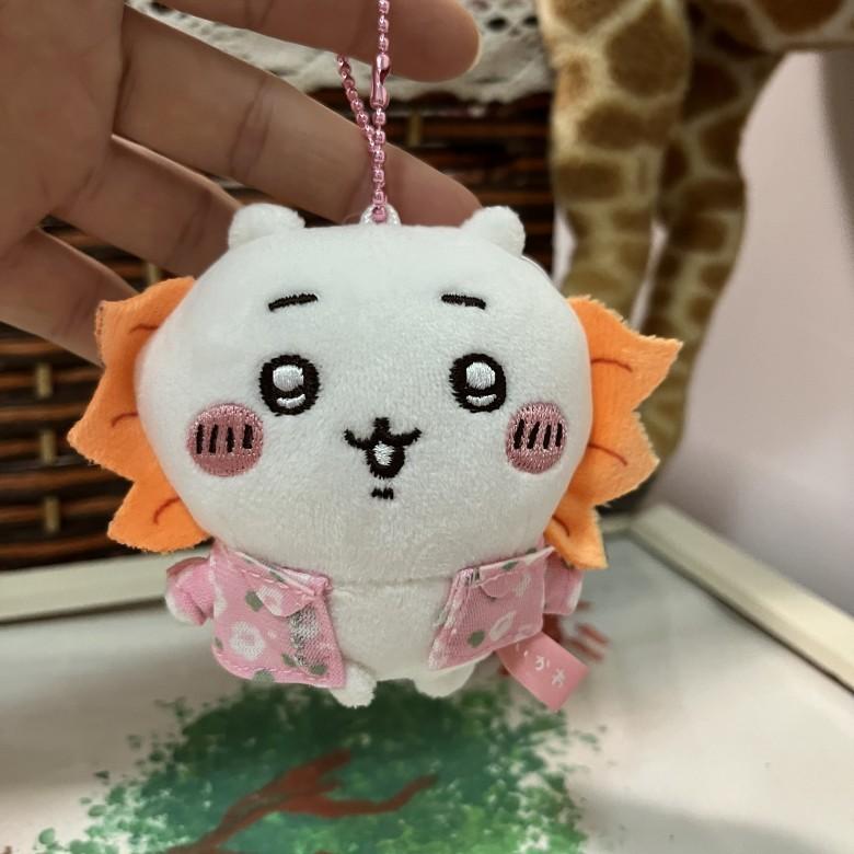 

Shisa Dress Up Chiikawa Hachiware Plush Keychain With Cartoon Design For Girls Backpack Decor Giy