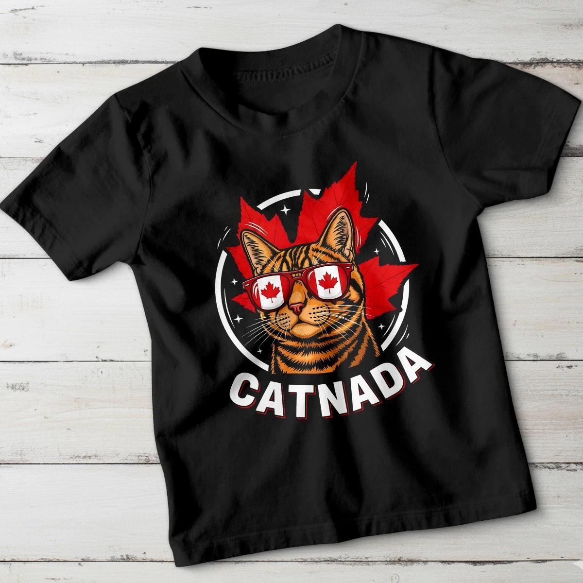 

Catnada Canadian Cats Animals Puns Unisex Kids T-Shirt Maple Leaf Graphic M