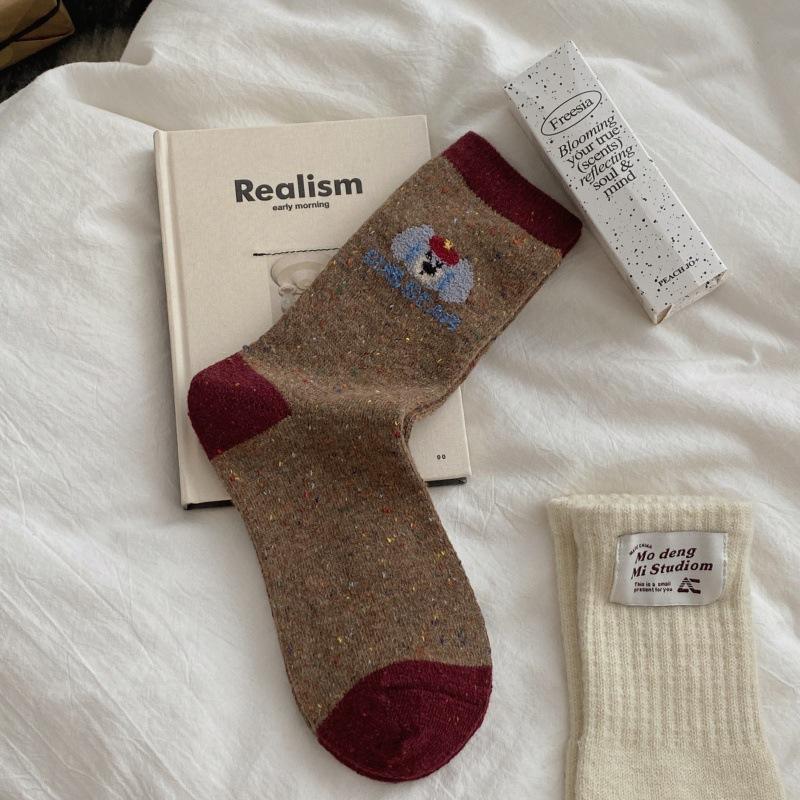 

Шерстяные носки в горошек, милые носки до середины икры с щенками, женские осенне-зимние мультяшные утолщенные теплые носки из чистого хлопка 1 pair кофейный