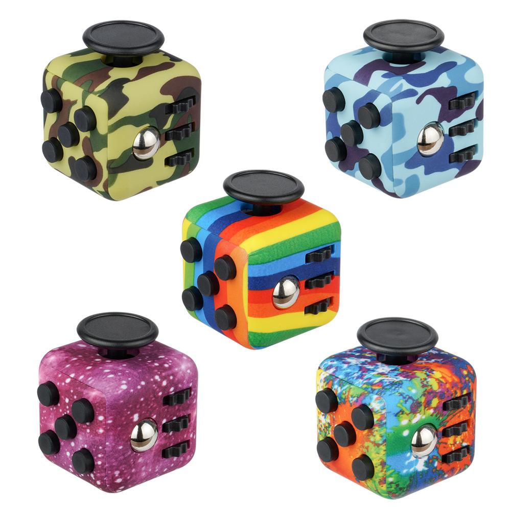 Mano per autismo ADHD ansia sollievo Focus Kids 6 lati magico antistress cubo spinner giocattoli con molti colori