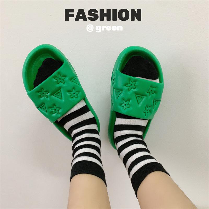 2024 New Summer Girls' Slippers Home Trend Fashionable, Simple, Comfortable, Wear Resistant, Anti Slip Slippers