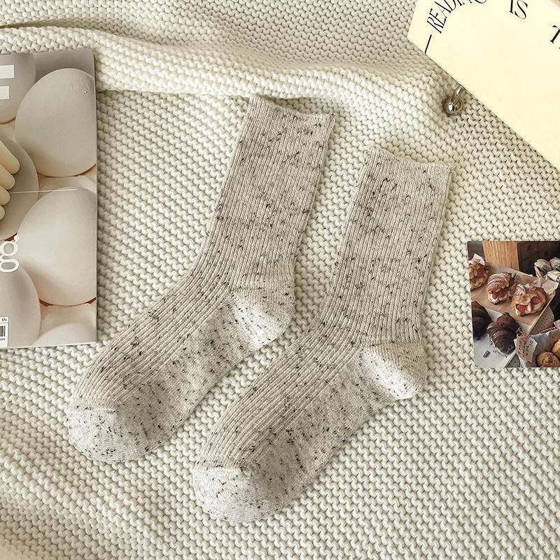Warm and Thick Woolen Socks for Autumn and Winter, Versatile and Sweet Solid-colored Pile Socks for Women