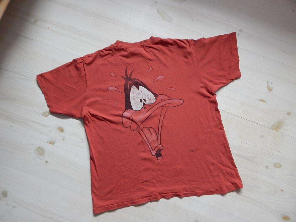 Vintage 90s Looney Tunes Daffy Duck Daffy Wear Distressed Tee Size Xl