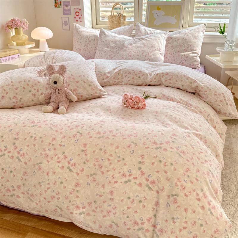A 3-piece fresh and fashionable printed quilt cover set (1 quilt cover +2 pillowcases without cores), for home and dormitory use