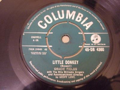 7-tums skiva GRACIE FIELDS, THE RITA WILLIAMS SI - Little Donkey 45DB4360 Columbia 1959 UK Jazz Begagnad