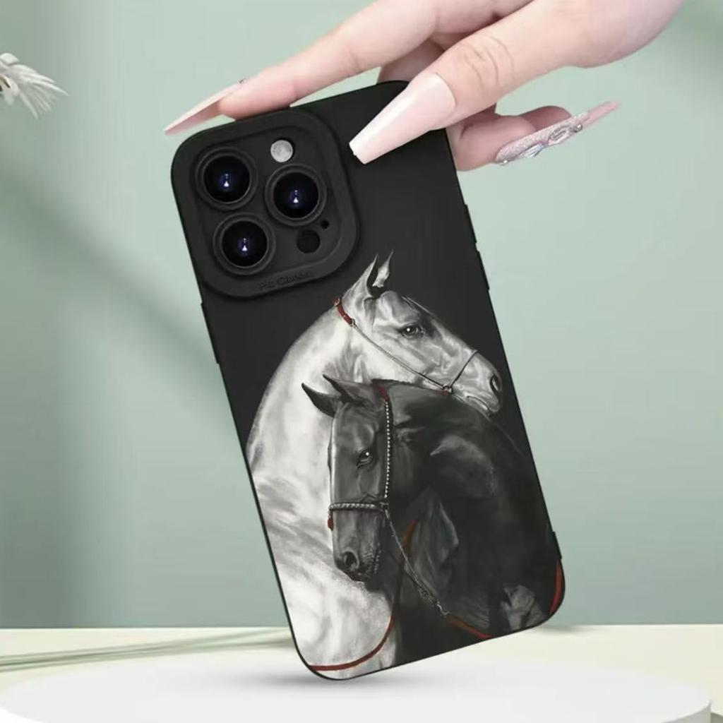Personalized horse is suitable for iphone17promax mobile phone case Apple 16/14pro European and American 13/12/15/11pro