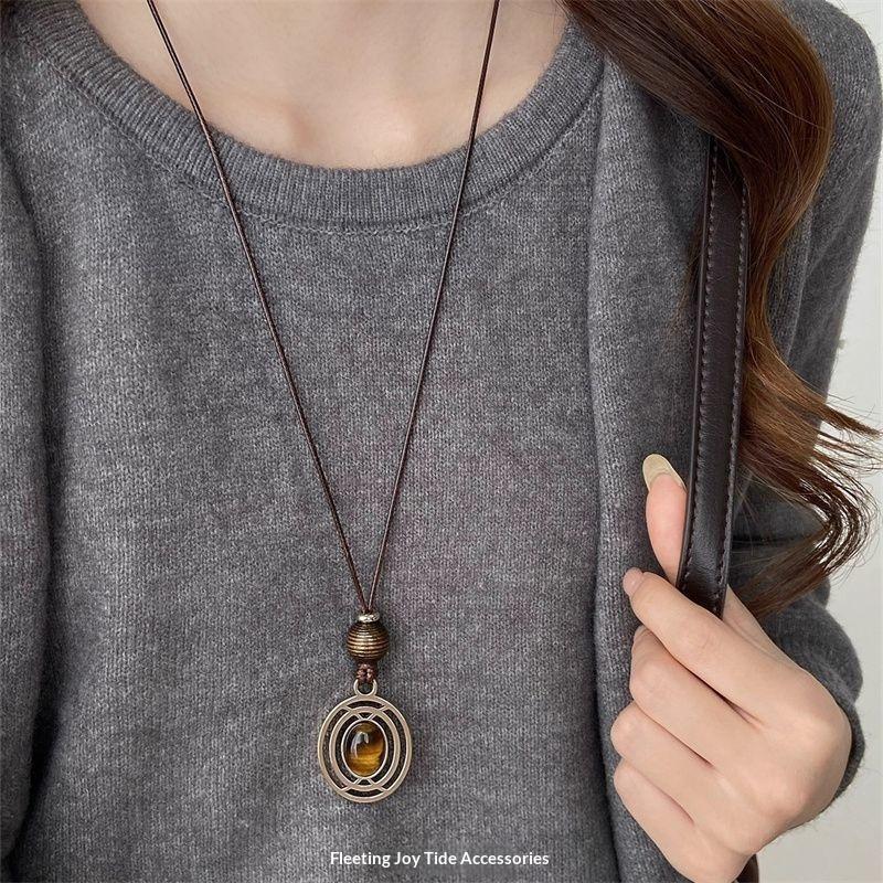 Vintage Brown Tiger Eye Stone Pendant Necklace For Women Fashion Long Rope Sweater Chain Necklaces