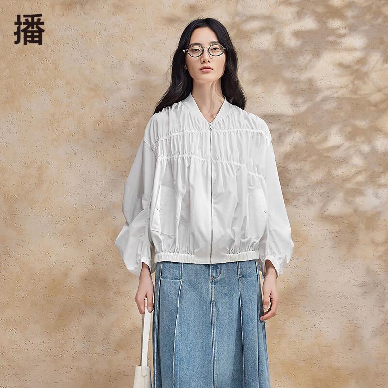 

Broadcast Women s V-Neck Short Jacket M