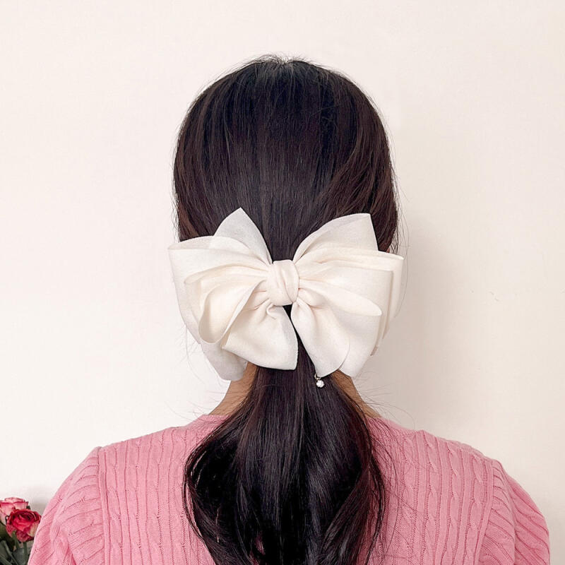 Layered Cubic Automatic Hairpin (Ivory)