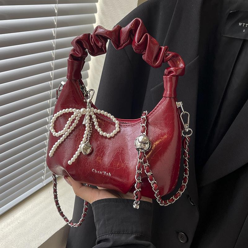 Soft Leather Handheld Cloud Bag Women's New Textured Messenger Versatile Women's Bag Shoulder Bag This Week