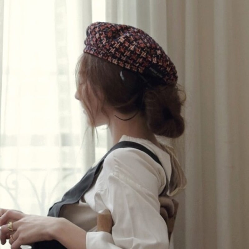 poesiedame gold tweed beret