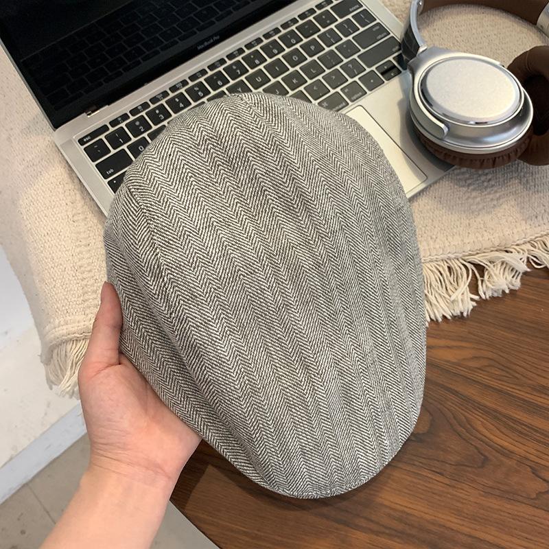 Retro striped cowboy forward hat women's literary big head circumference beret showing face little painter cap