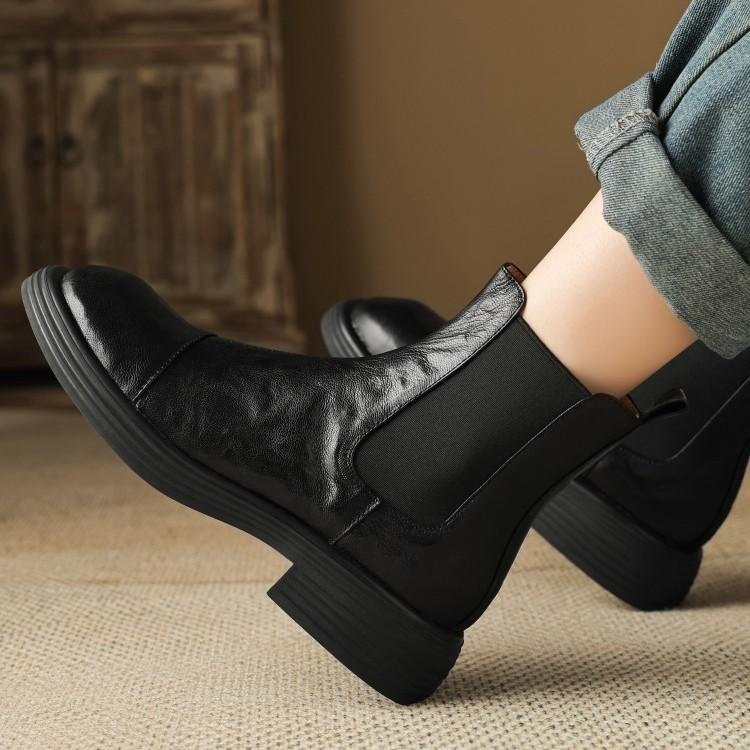 British style retro sheepskin short women's autumn and winter new versatile soft leather thick middle heel Chelsea Martin black