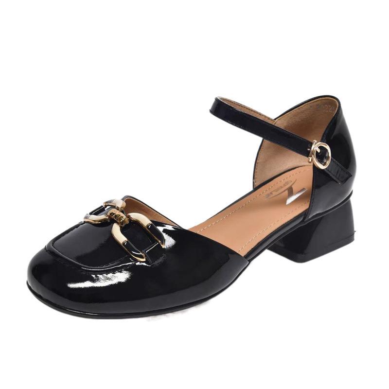 Fashion patent leather hollow sandals summer 2025 new Korean version women's shoes soft sole round head fashion shallow mouth single shoes women