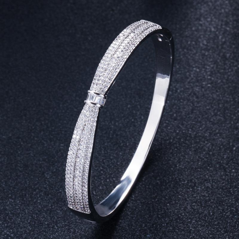 S0133 Hand Jewelry, Simple Bow Zircon Bracelet, Personalized Spring Buckle Bracelet.