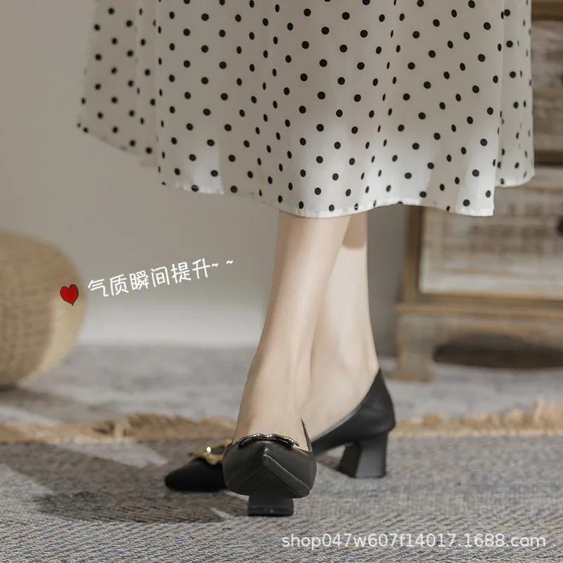 Модные кожаные женские туфли с квадратным носком из коровьей кожи на высоком каблуке — фото 4