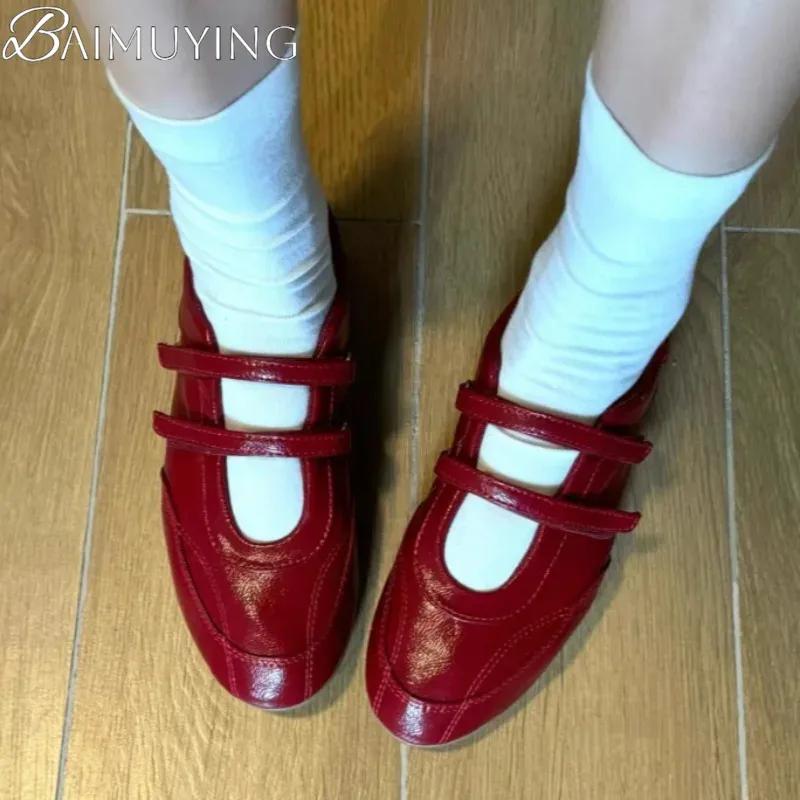 Ballet Flats Shoes Women Sneakers Casual Brand 2025 Trend Spring New Burgundy Retro Leather Mary Jane Design Sport Zapatos Mujer