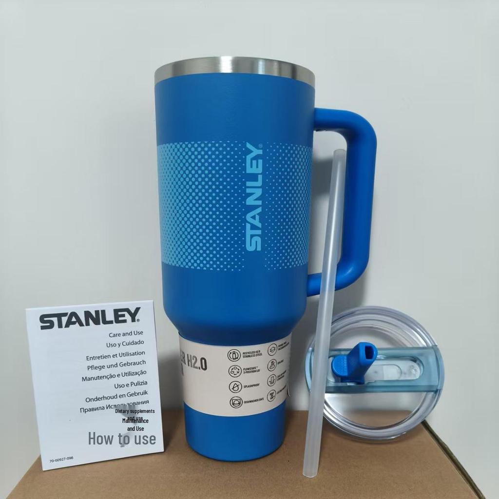 Stanley 3. Generation Ice King Vakuumisolierter Edelstahlbecher mit tragbarem Faltstrohhalm