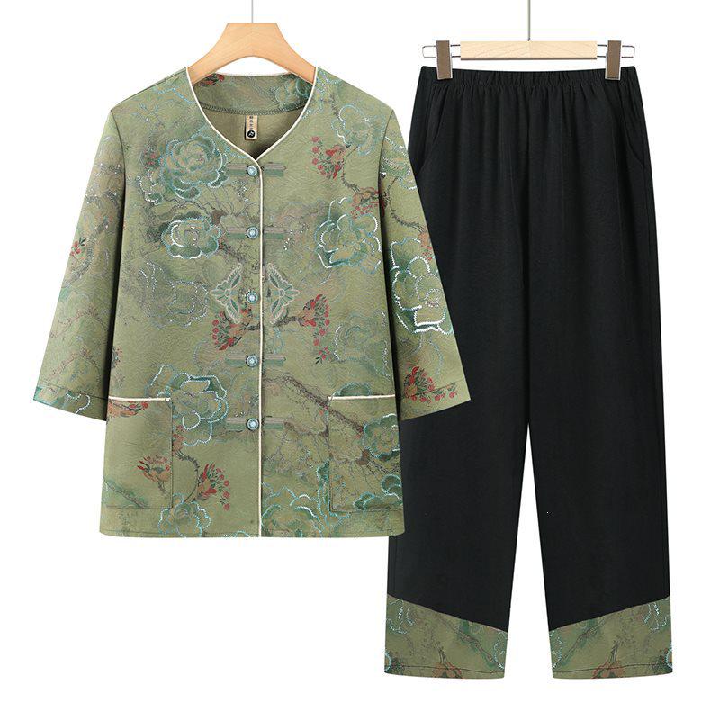 

Mom s Summer Set: Stylish Lightweight 3/4 Sleeve Top for Elderly Women 2XL 105-120 Jin