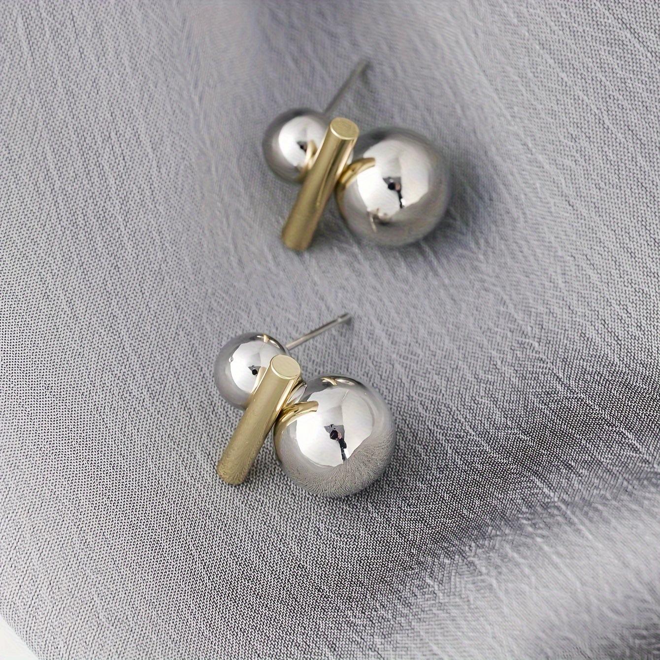 Female Personality Fashion Niche Earrings 1 pair серебряный/золотой