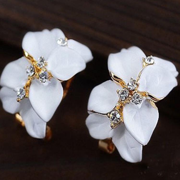 Korean Style Gardenia Stud Earrings - Elegant, Fashionable Floral Jewelry