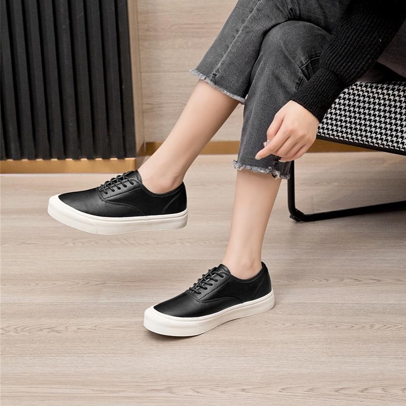 New Women Flat Sneakers Shoes Non-slip Women's Skateboard Shoes Breathable Student Female Shoes Running