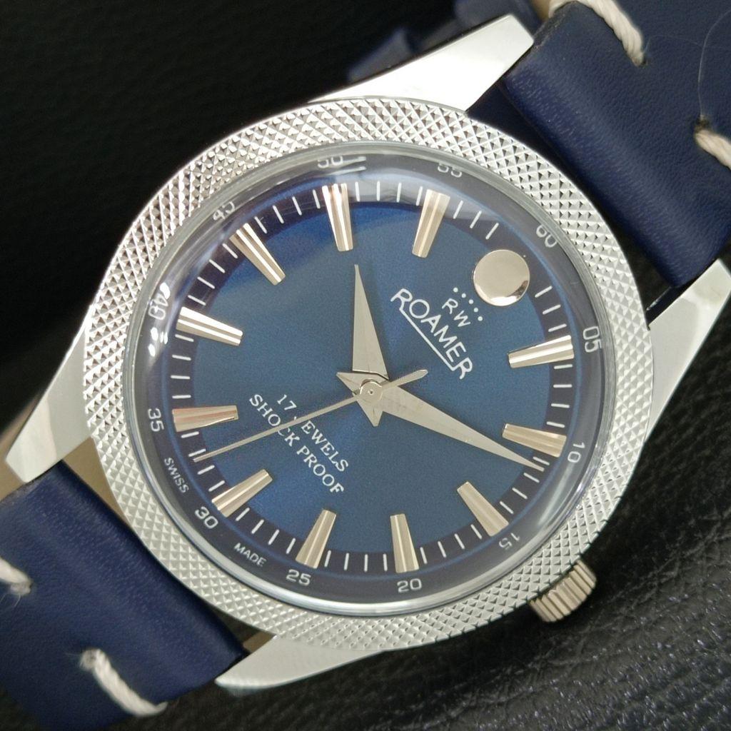 

HAND-WINDING VINTAGE SWISS MENS REFURBISHED BLUE COLOR DIAL WATCH a707120-1