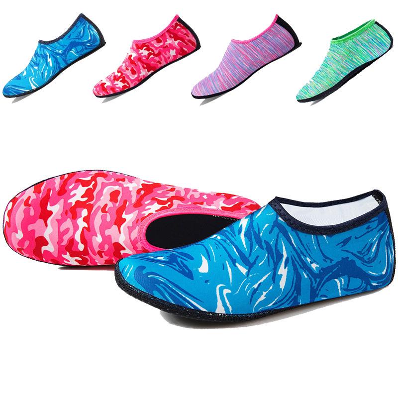 

3MM Printed Neoprene Diving Socks - Comfortable & Breathable for Swimming, Snorkeling, Beach Activities S