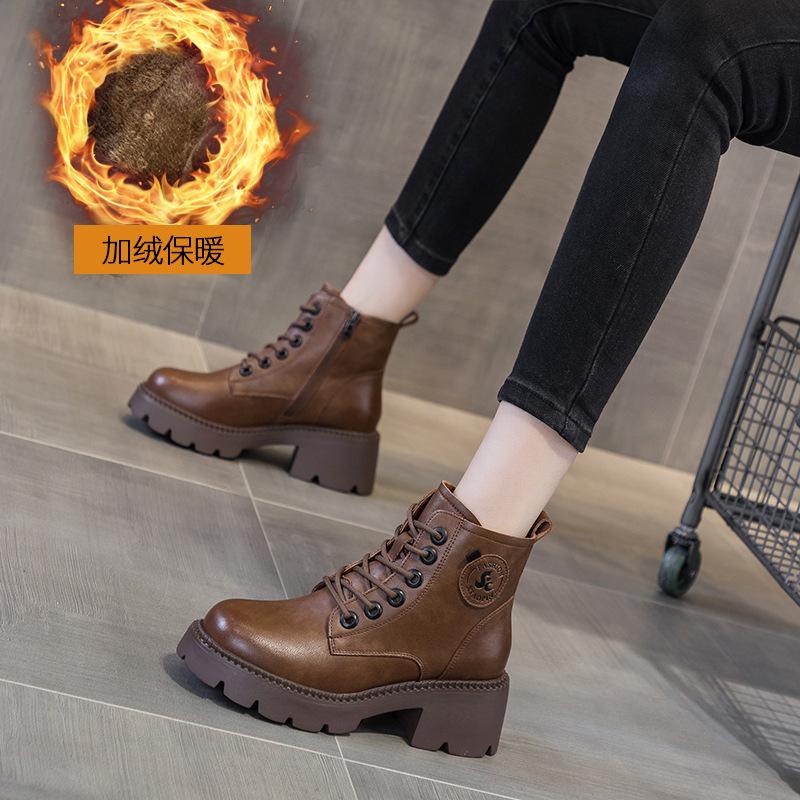 Martin boots women's fashion British style boots 2025 autumn and winter new fashion leather thick soles to increase the height of retro boots for wo