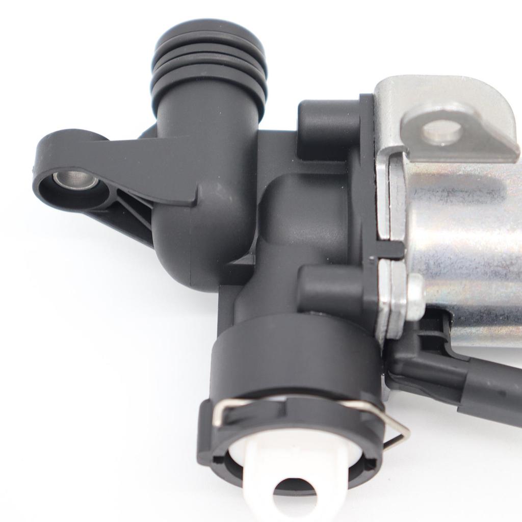 Mercedes-Benz Cooling & Heater Control Valve W204/W211/W212 2722000031
