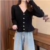 Frühlings Meerjungfrauen Saum Strickjacke Top Damen Neu Koreanische Mode Langarm Perlenverschluss V-Ausschnitt Pullover Jacke Damen