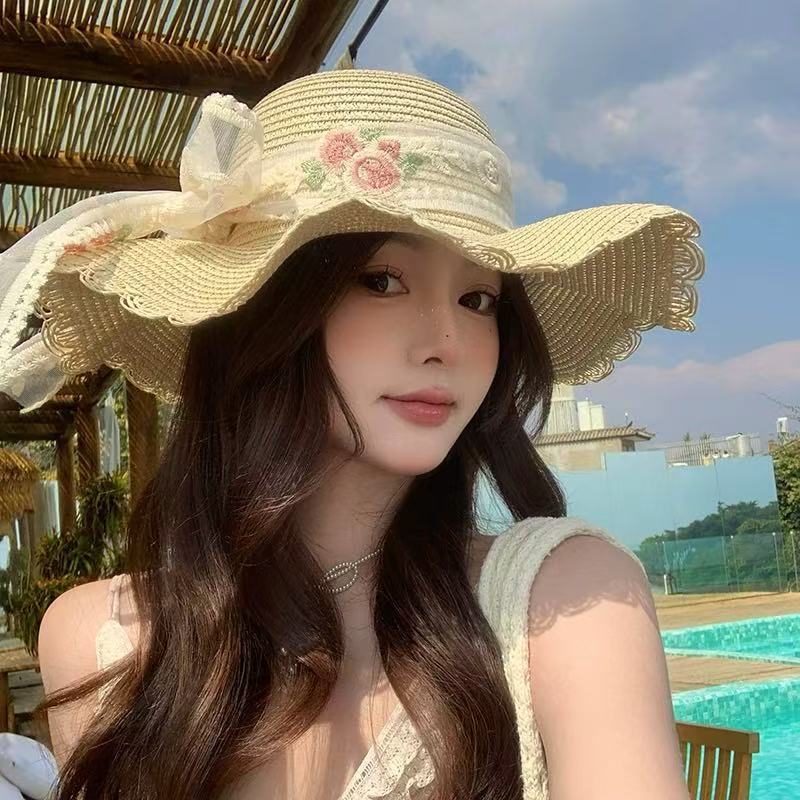 Lafite French big-brimmed beach hat seaside vacation sunscreen hat new hollow design sunshade straw hat women