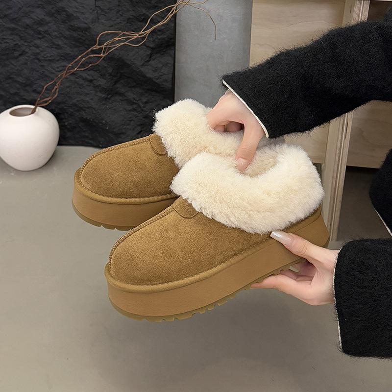 

thick-soled fluffy half-slippers to wear outside the winter of 2025, new velvet cotton shoes, leather and fur integrated snow boots women s shoes 40 верблюд