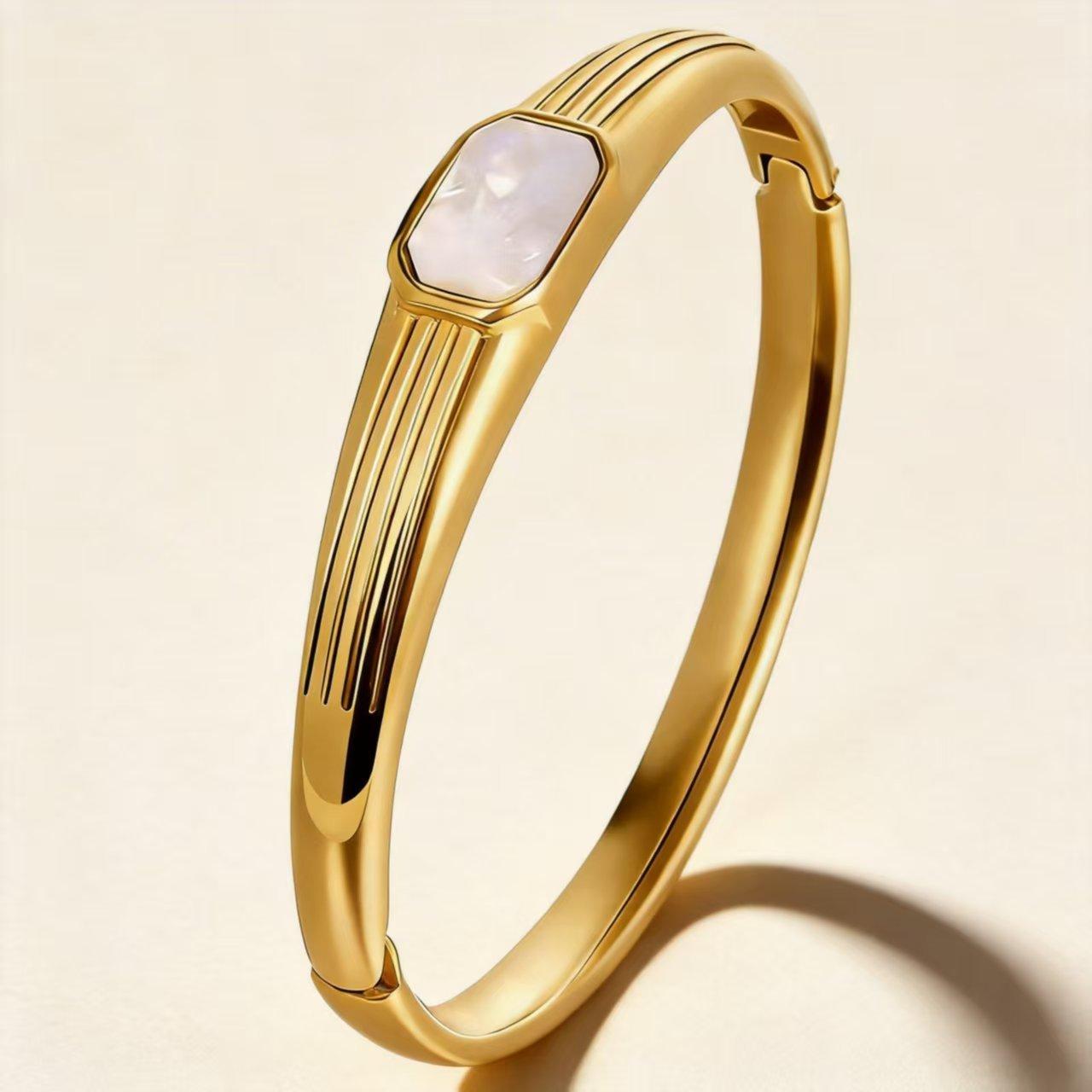 Love casts girls light luxury, fashionable, simple and versatile bracelets One Size(16-22CM)