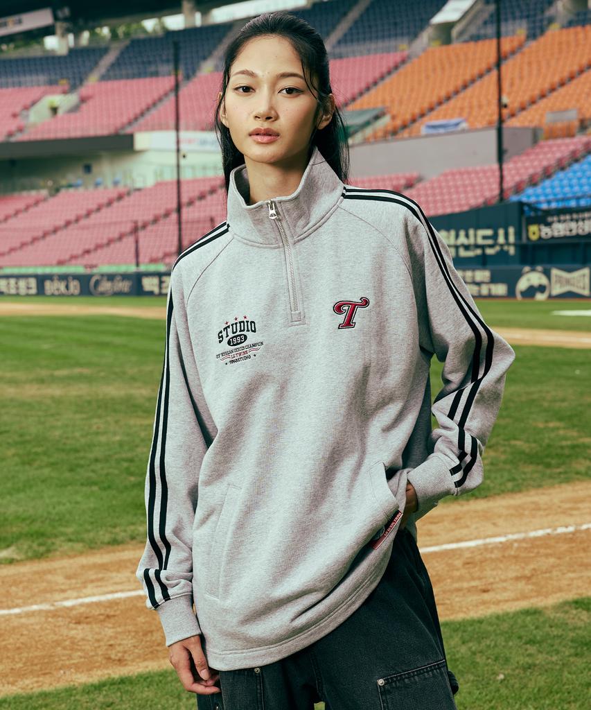 1993STUDIO [Lg Twins] Logo Track Half Zip Collar Sweatshirt_Gray
