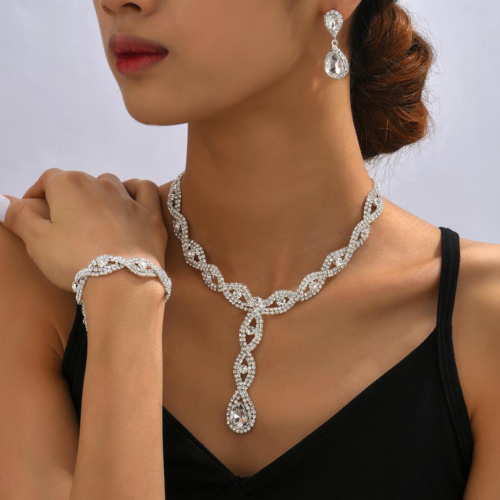 4 pieces of women's fashionable and trendy water drop earrings with necklaces, bracelets, Zircon sets, banquet accessories